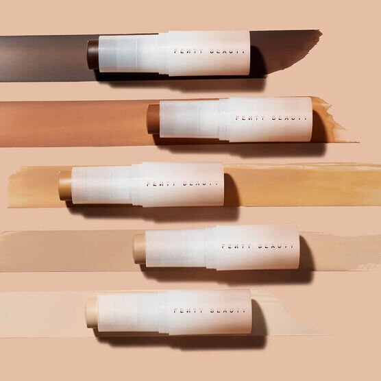 Base em Bastão Fenty Eaze Drop Foundation Stick